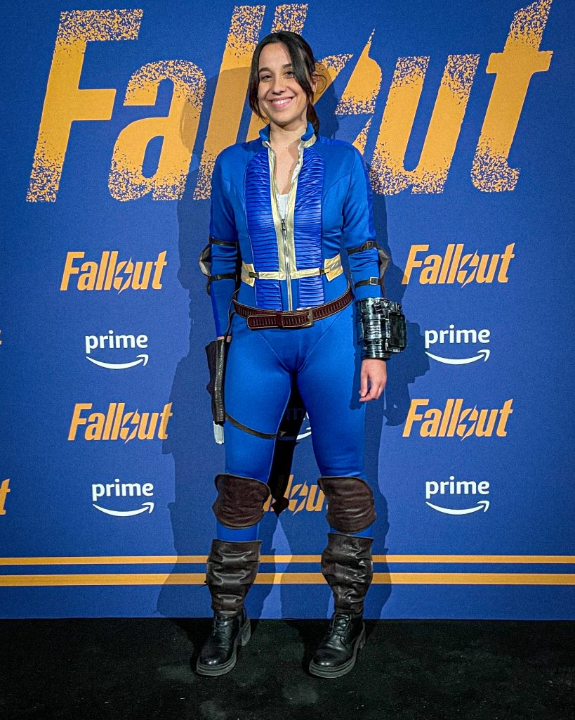 Kelly Rolfo comme habitante d'abri Vault-tec à l'immersion Falltou